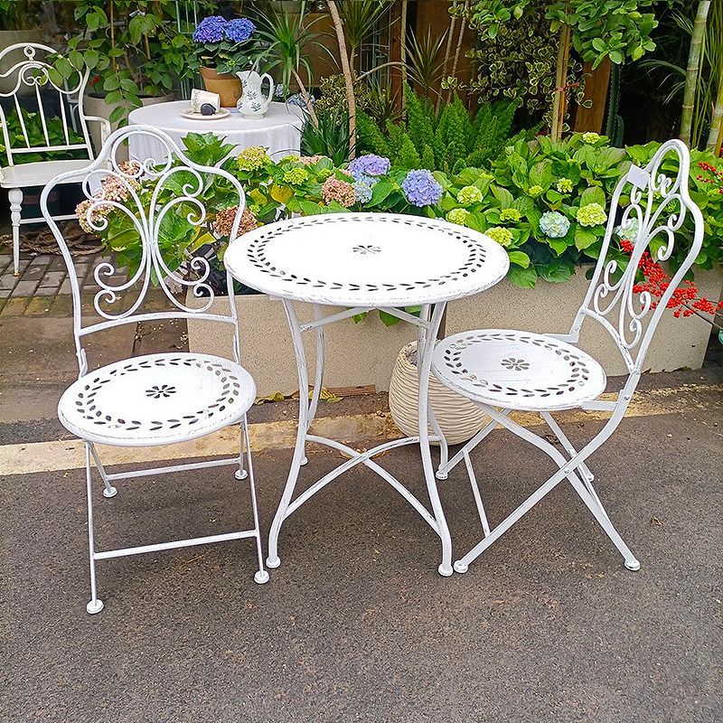 French Country Iron Table and  - Outdoor Furniture Metal Chairs recension och pris