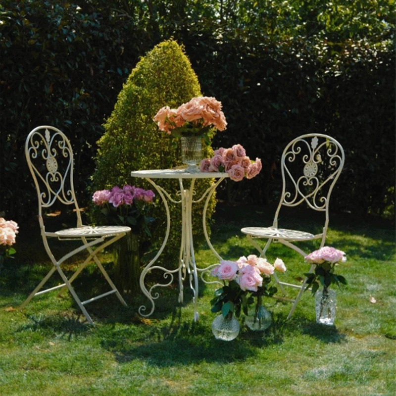French Vintage Iron Table and  - Outdoor Furniture Metal Chairs recension och pris